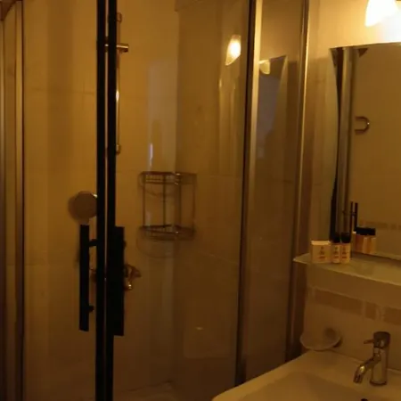 Su Hotel *